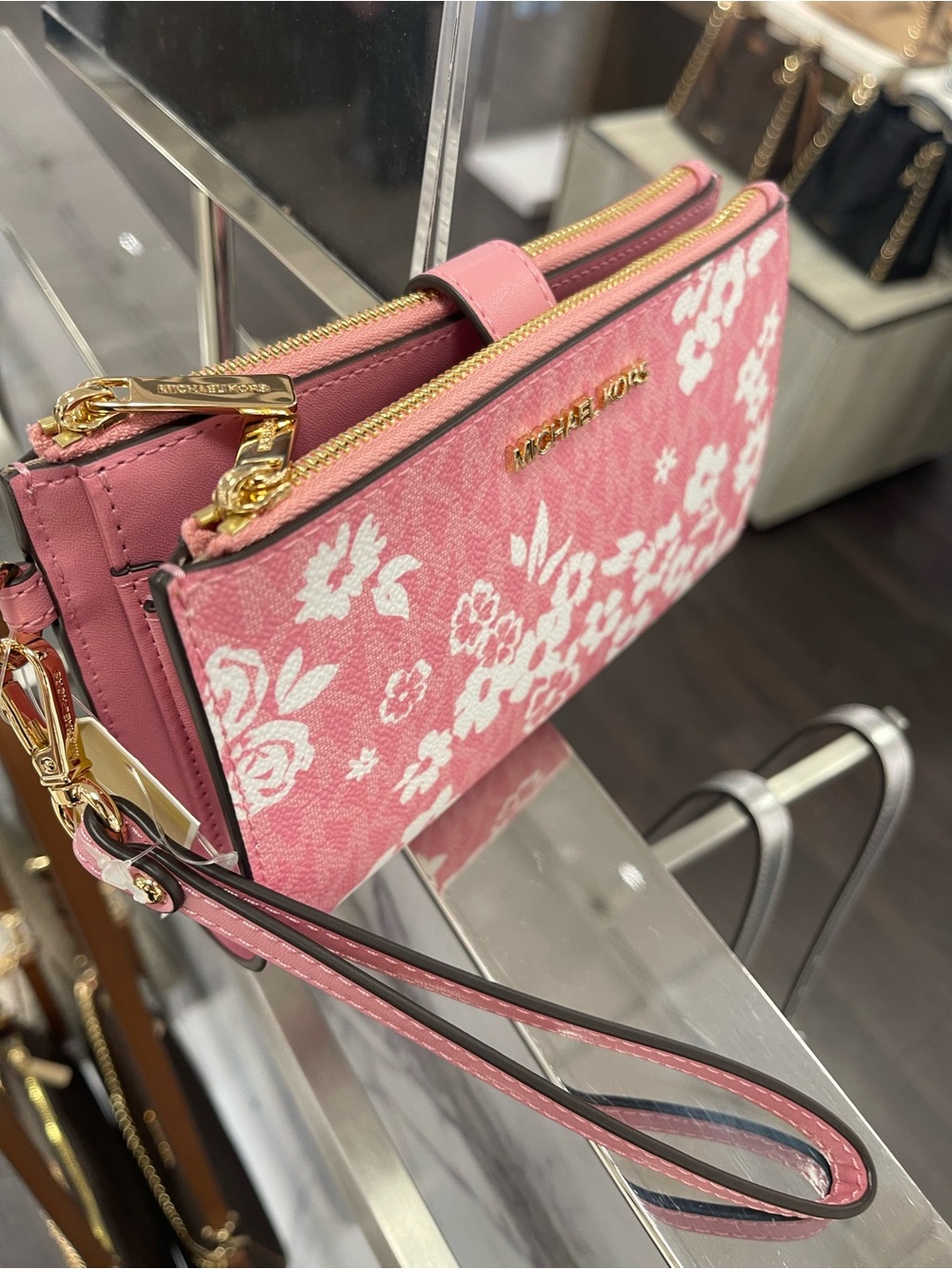 MICHAEL KORS Pink Floral Zip Wallet Wristlet with Gold Hardware - Picture 4 of 16